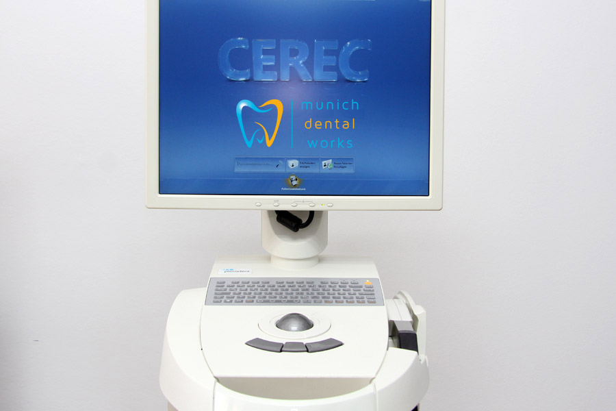 zahnersatz München, Stachus Innenstadt Zahnarzt Computer
