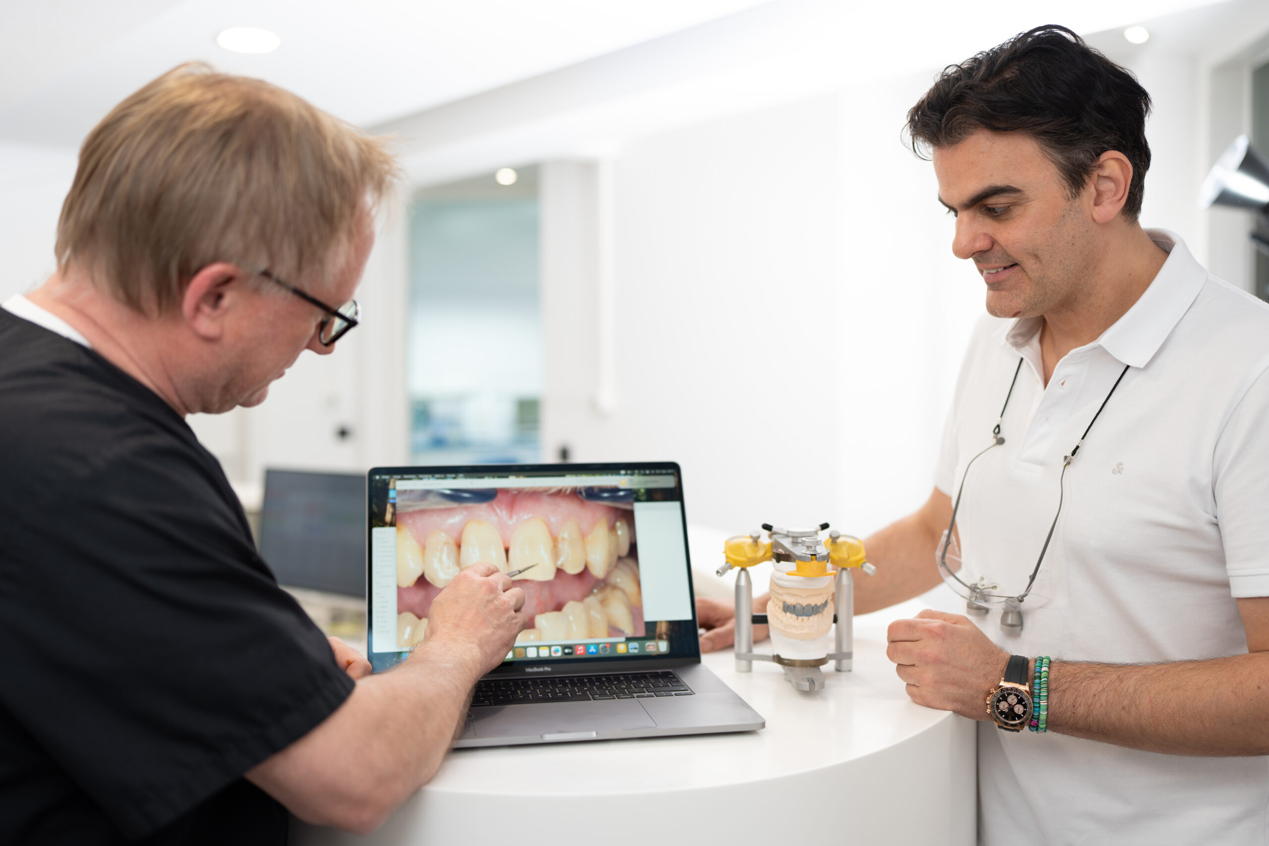 Fastbraces München, Stachus Innenstadt Zahnarzt Diagnostik